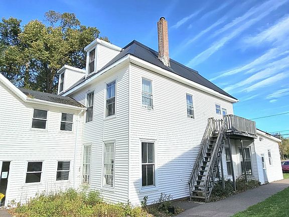 3rd image of 96 Upper Prince St