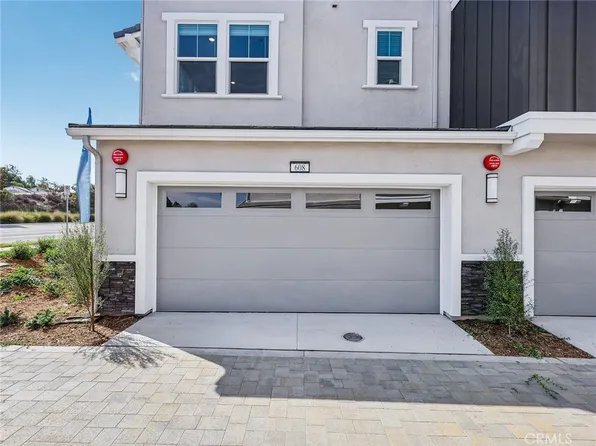608 Lotus Dr, San Marcos, CA 92069