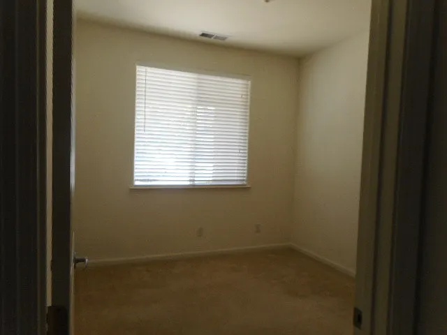 2570 S Duke Ave — Photo 8