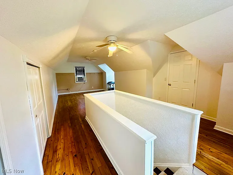 7077 Greenleaf Ave — Photo 20