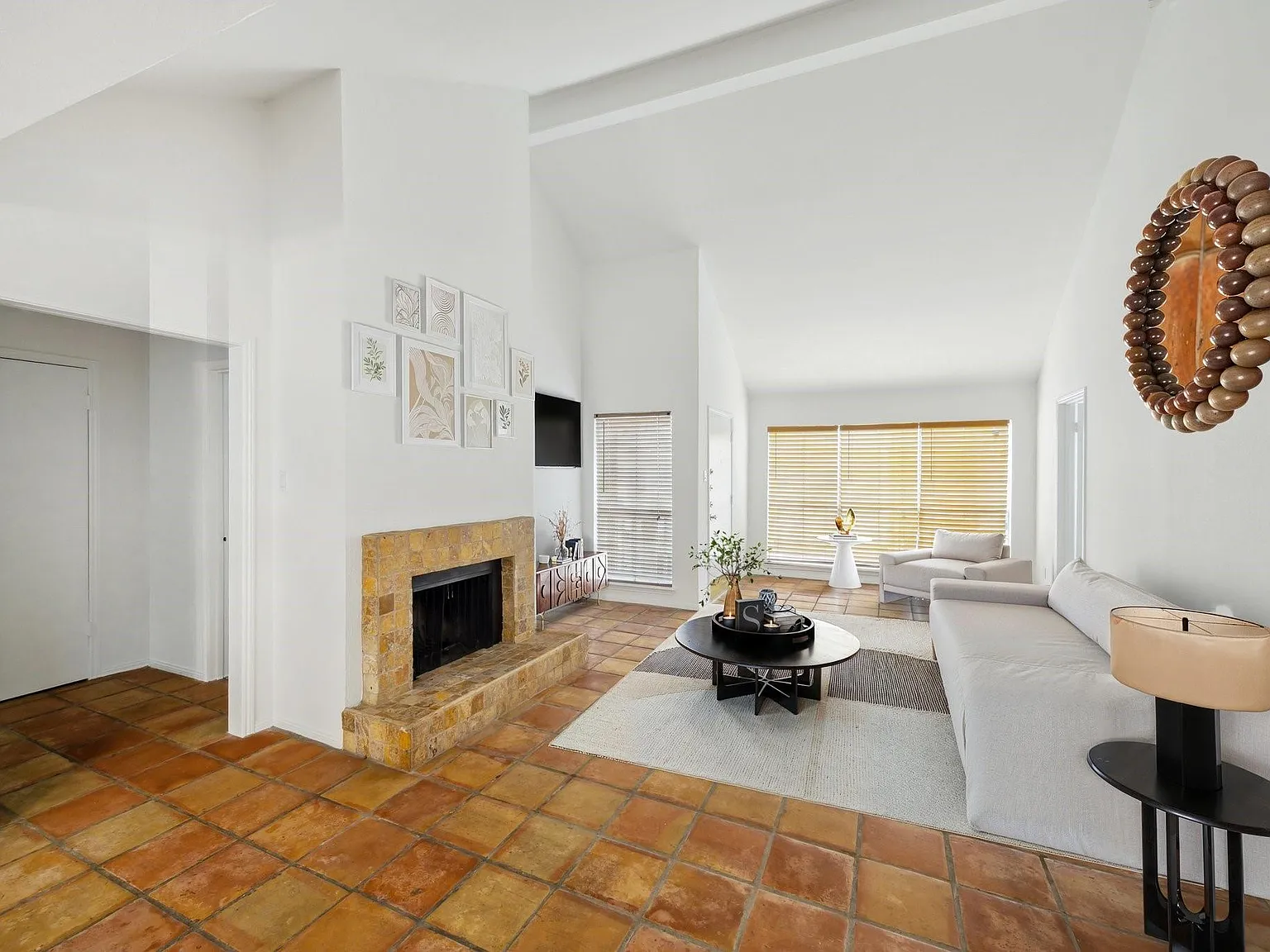 2100 Tanglewilde St — Photo 1