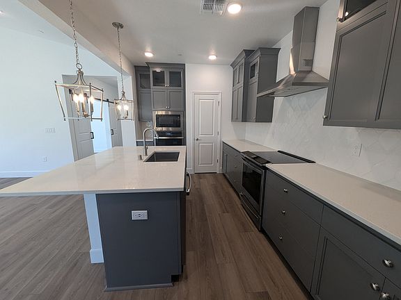 5th image of 12387 Alamosa Dr