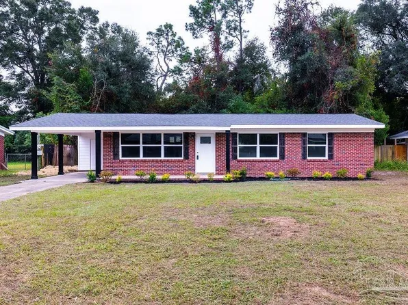 6503 College Dr, Milton, FL 32570