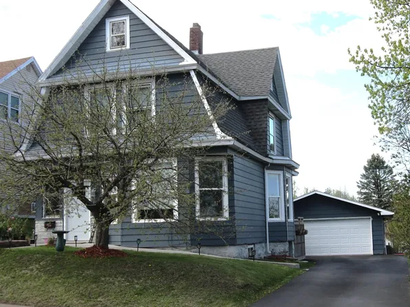 627 4th St, Proctor, MN 55810