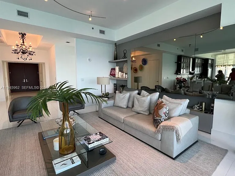 15811 Collins Ave #4101 — Photo 4