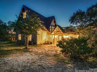 130B Oak View Dr #B, Boerne, TX 78006