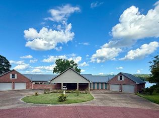 2116 Meadow Island Dr, Scottsboro, AL 35769