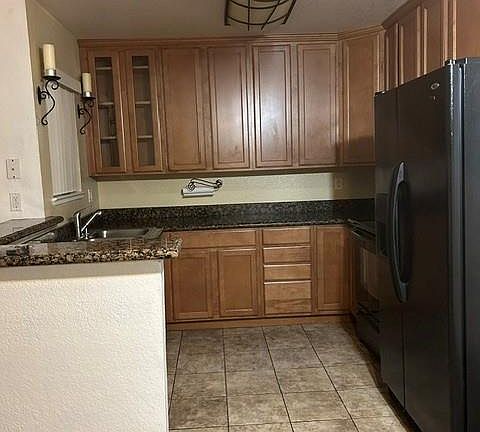 3rd image of 3715 Tallyho Dr APT 32
