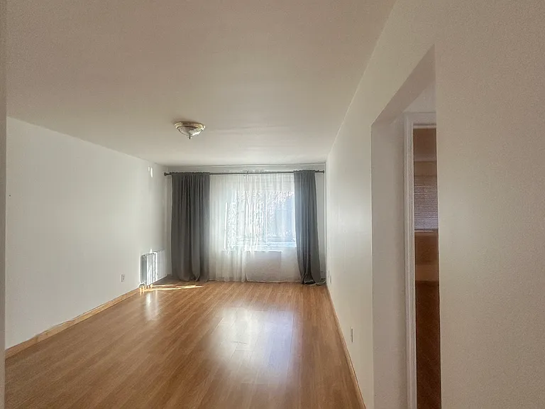 2026 Menahan St #1 — Photo 8