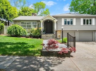 176 Paulson Rd, Newton, MA 02468