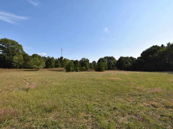 755 E Division St, Wautoma, WI 54982