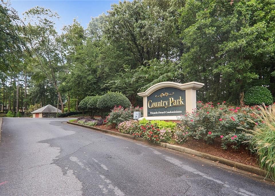 1st image of 1802 Country Park Dr SE #1802