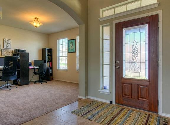 4th image of 709 Boone Valley Dr