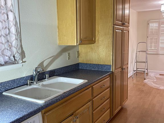 4th image of 3063 Everdale Dr