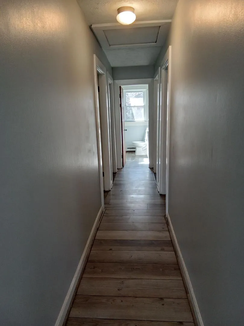 Renovated 1 story house. — Photo 4