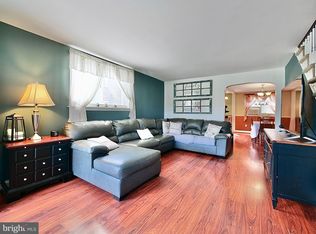 401 Westbridge Rd, Glenolden, PA 19036