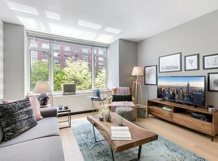 210 Warren St #5O, New York, NY 10282