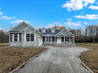 3972 Bradley Rd, Westlake, OH 44145