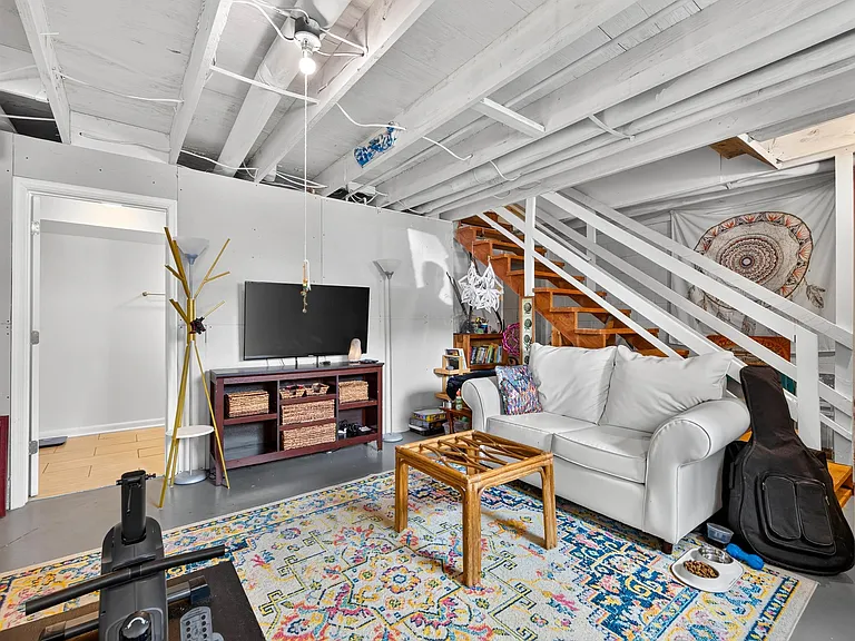 227 Harvest Dr — Photo 35