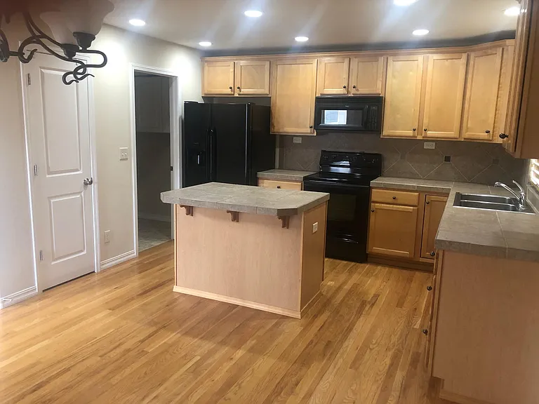 4217 Ashby Field Dr — Photo 13