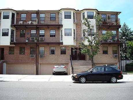 2nd image of 15118 79th St #3