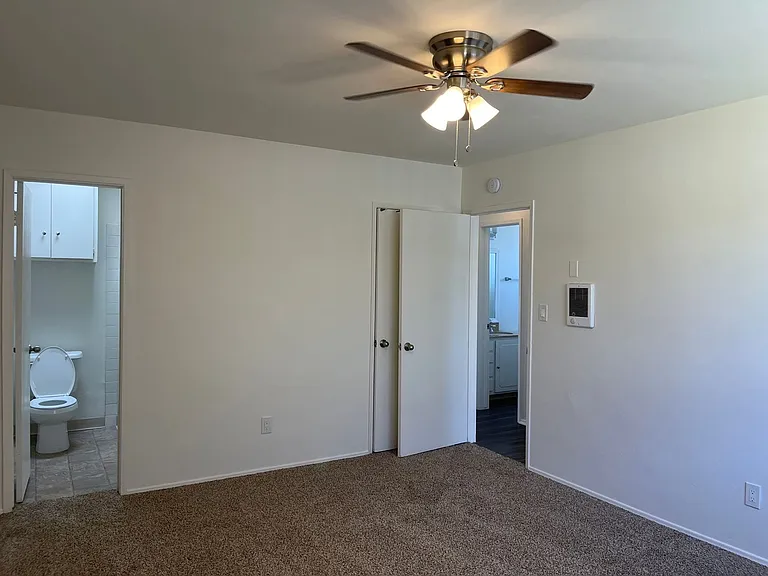 4055 Iowa St #5 — Photo 17