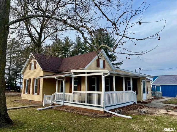 304 W Adams St, Greenview, IL 62642