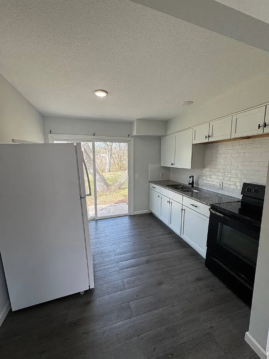 2 bed, 675 sqft, $1,000 — Photo 4