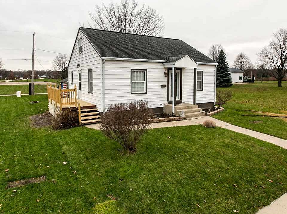 1st image of 309 3rd Ave SW