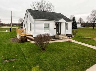 309 3rd Ave SW, Dyersville, IA 52040