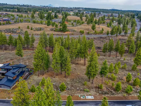 61841 Hosmer Lake Dr Lot 377, Bend, OR 97702