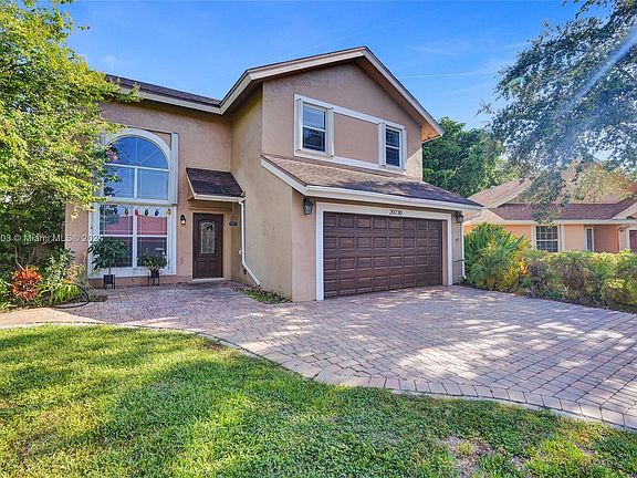 4th image of 20730 NW 5th St
