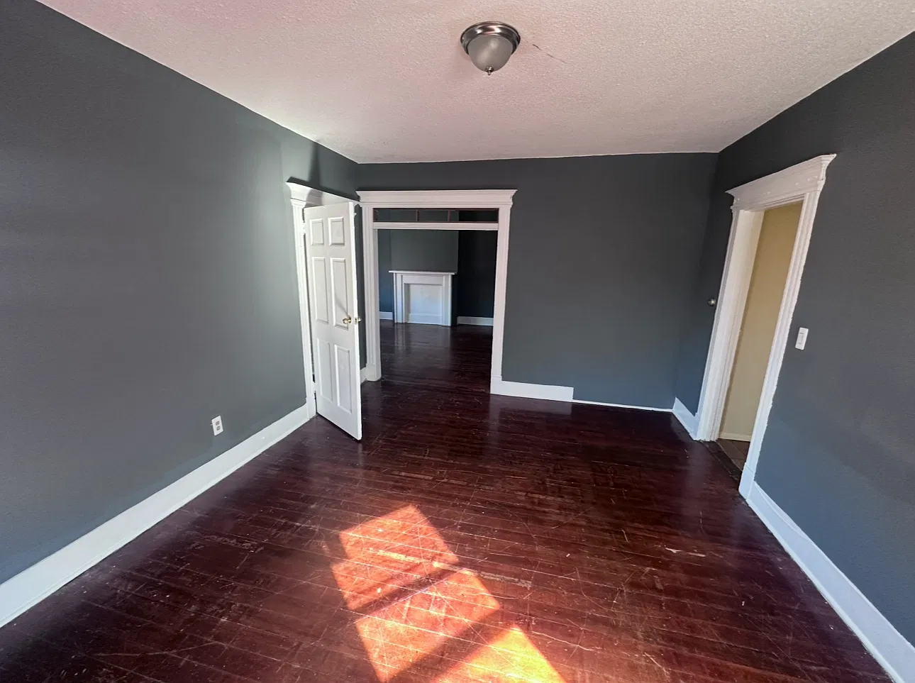 3 bed, 1452 sqft, $1,800 — Photo 2