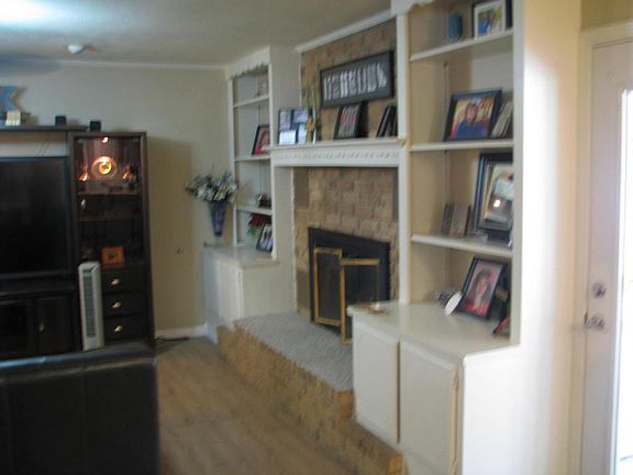5th image of 307 S Inglewood Ave