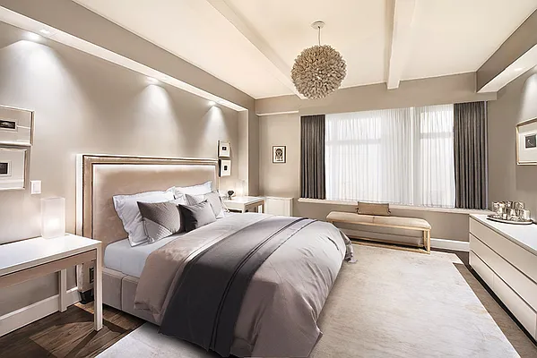 Sold by NYLON Real Estate | media 12