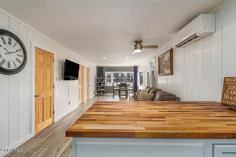 4th image of 15 Pond Way