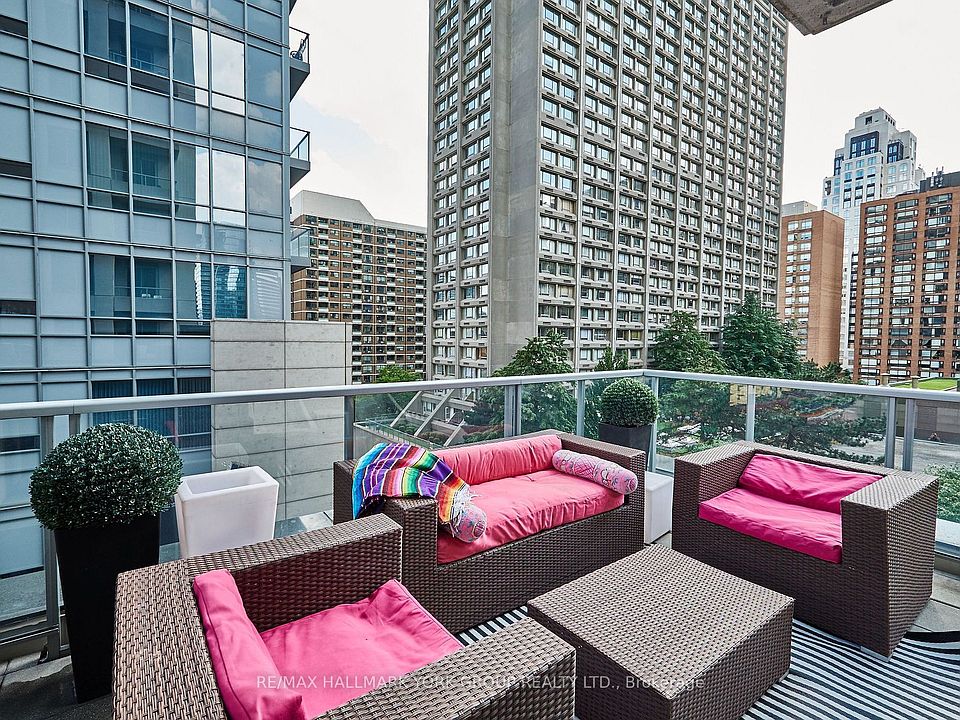 1st image of 35 Balmuto St #709