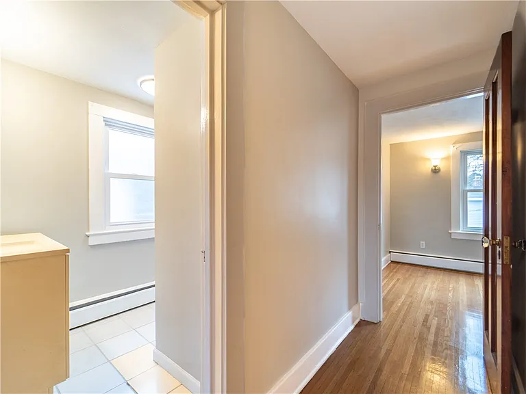 38 Elgrove Rd — Photo 23