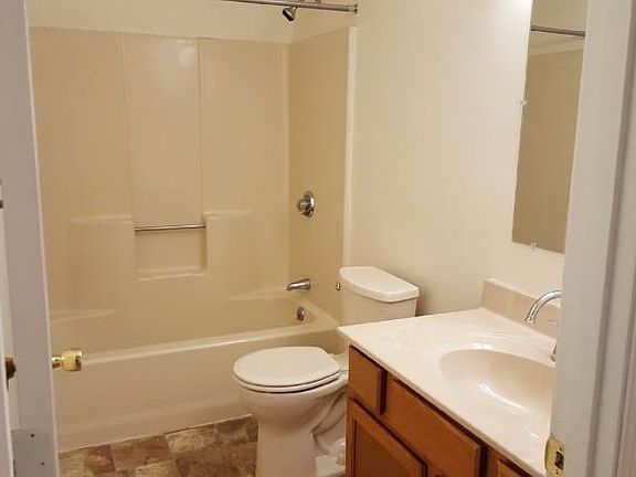 Two bedroom bathroom layout