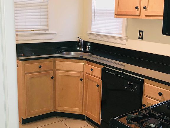 4th image of 602 Eastern Pkwy #2