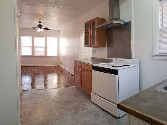4th image of 311 W 17th St N #2