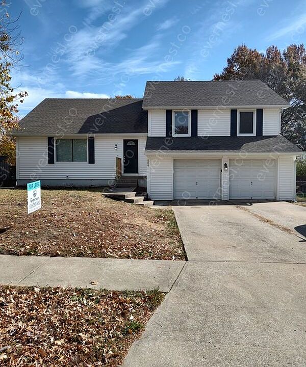 1st image of 509 NE Adams Dr
