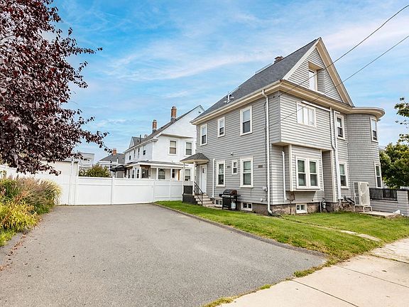 2nd image of 38 Davis St