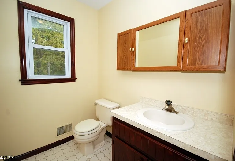 6 Heather Ln — Photo 14