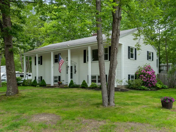 82 Hennessey Avenue, Brunswick, ME 04011