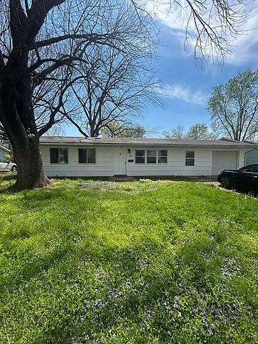 13 W Adams Dr Photo 1
