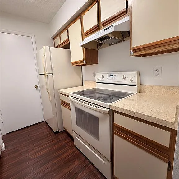 232 Afton Sq #309 — Photo 13