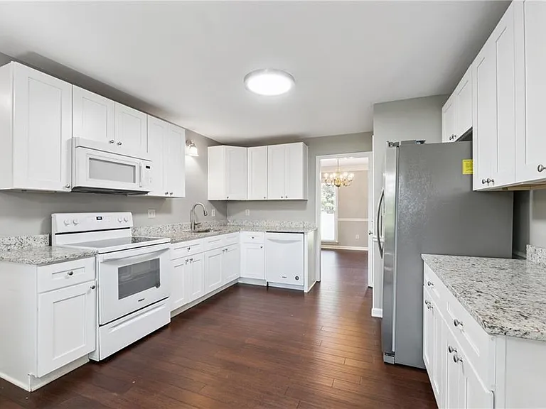 3761 Ridge Rd SE — Photo 10
