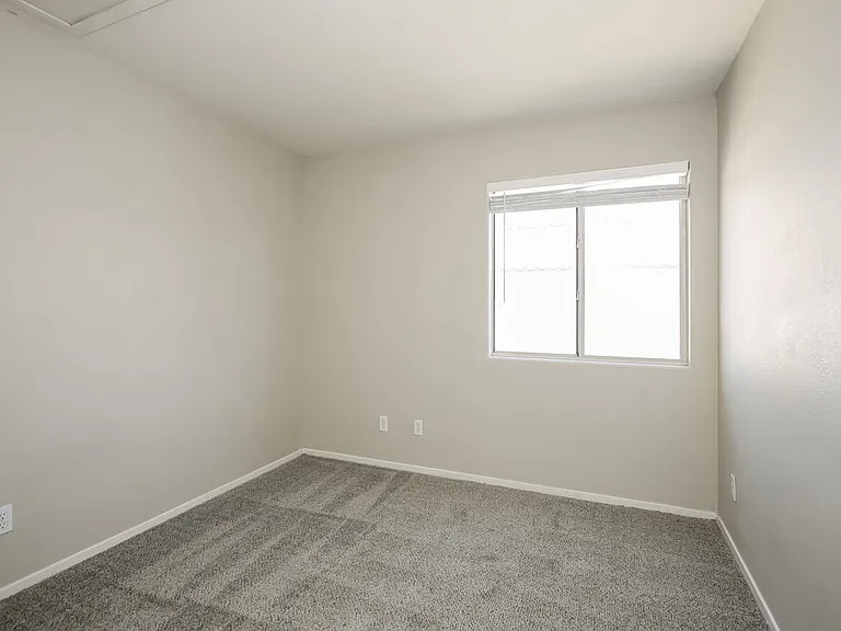 3940 Camryn Holly St — Photo 14