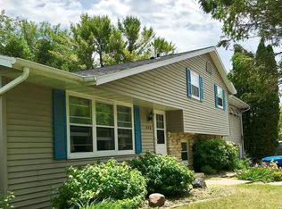 848 S 16th Ct, Sturgeon Bay, WI 54235